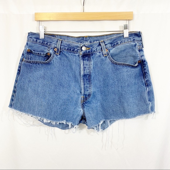 Vintage Levi’s 501 High Waisted Cutoff Denim Short - Picture 1 of 11